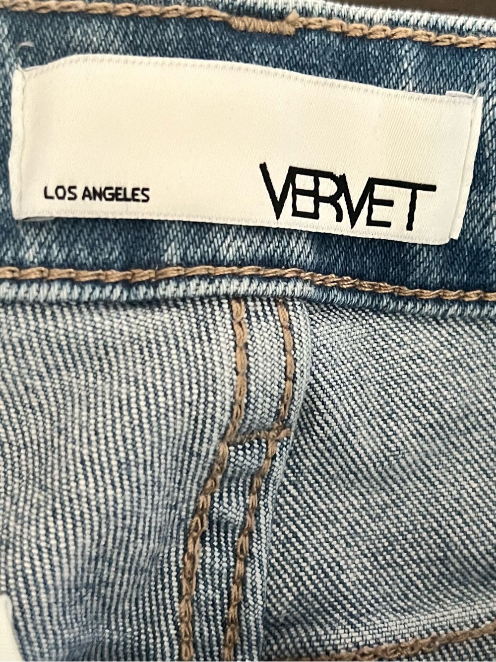 Vervet by Flying Monkey High Rise Light Wash Distressed Jeans Size 27 - Picture 11 of 11
